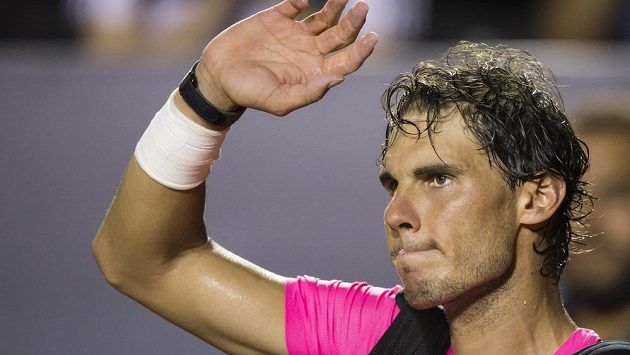 Rafael Nadal končí na turnaji v Rio de Janeiro po semifinálové prohře s Fabiem Fogninim. Rafael Nadal končí na turnaji v Rio de Janeiro po semifinálové prohře s Fabiem Fogninim.
