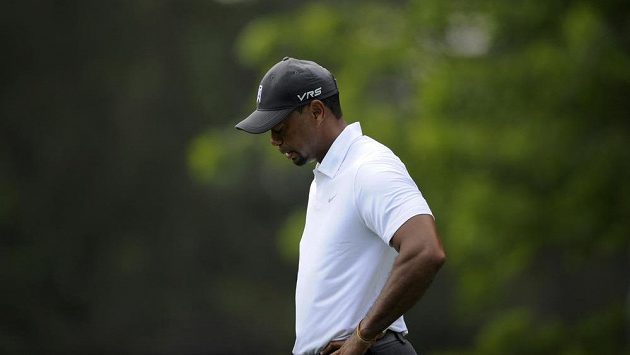 Tiger Woods prožil po návratu po zranění na turnaji v Bethesdě zklamání. Tiger Woods prožil po návratu po zranění na turnaji v Bethesdě zklamání.
