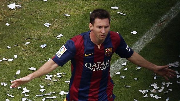 Barcelonský Lionel Messi jásá po gólu proti Vallecanu. Barcelonský Lionel Messi jásá po gólu proti Vallecanu.