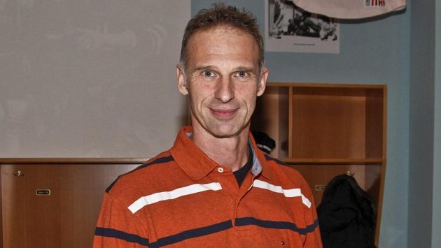 Bývalý hokejový brankář Dominik Hašek. Bývalý hokejový brankář Dominik Hašek.