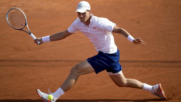 Tenista Tomáš Berdych v utkání proti Nizozemci Thiemu De Bakkerovi. Tenista Tomáš Berdych v utkání proti Nizozemci Thiemu De Bakkerovi.