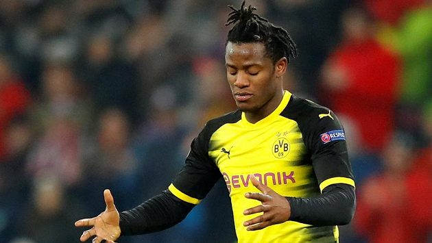 Útočník Borussie Dortmund Michy Batshuayi. Útočník Borussie Dortmund Michy Batshuayi.
