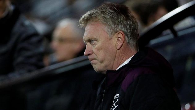 Trenér David Moyes začal na lavičce West Hamu prohrou. Trenér David Moyes začal na lavičce West Hamu prohrou.