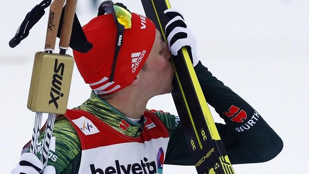 Německý sdruženář Eric Frenzel vyhrál na mistrovství světa v Seefeldu závod se skokem z velkého můstku. Německý sdruženář Eric Frenzel vyhrál na mistrovství světa v Seefeldu závod se skokem z velkého můstku.