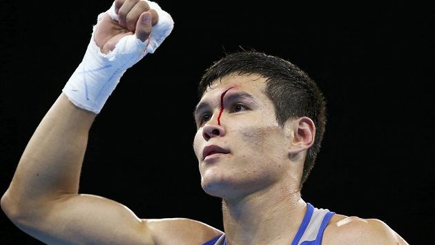 Kazašský boxer Danijar Jelusinov Kazašský boxer Danijar Jelusinov