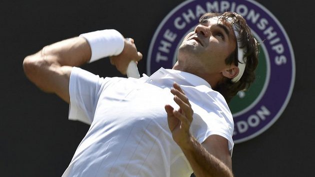 Švýcarský tenista Roger Federer (na snímku) nastoupí ve čtvrtfinále Wimbledonu proti krajanovi Wawrinkovi. Švýcarský tenista Roger Federer (na snímku) nastoupí ve čtvrtfinále Wimbledonu proti krajanovi Wawrinkovi.