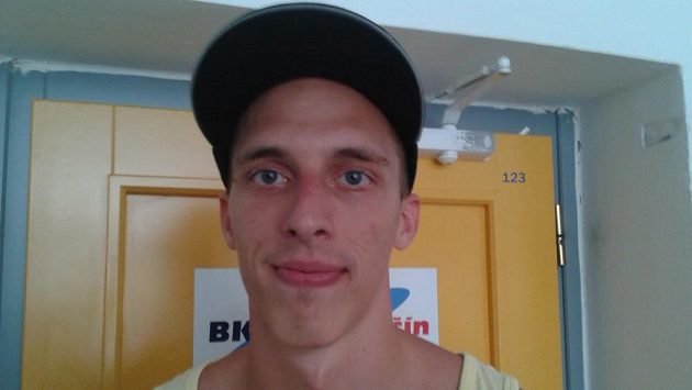 Tomáš Pomikálek. Tomáš Pomikálek.