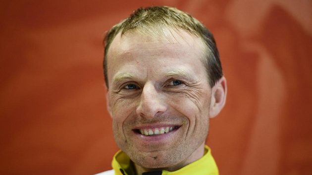 Běžec na lyžích Stanislav Řezáč před startem Jizerské 50. Běžec na lyžích Stanislav Řezáč před startem Jizerské 50.