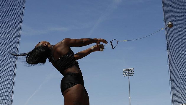 Americká kladivářka Gwen Berryová se kvalifikovala na olympijské hry do Ria. Americká kladivářka Gwen Berryová se kvalifikovala na olympijské hry do Ria.
