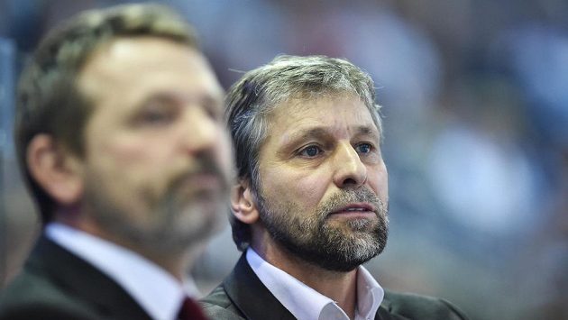 Trenér Sparty Josef Jandač. Trenér Sparty Josef Jandač.