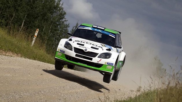 Esapekka Lappi na trati Estonské rallye se Škodou Fabia S2000. Esapekka Lappi na trati Estonské rallye se Škodou Fabia S2000.