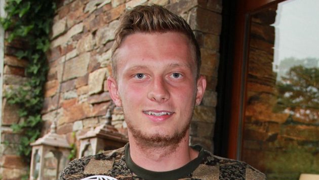 Záložník Ladislav Krejčí na křtu knihy EURO 2016. Záložník Ladislav Krejčí na křtu knihy EURO 2016.