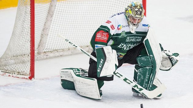 Brankář Karlových Varů David Honzík během zápasu s Mladou Boleslaví. Brankář Karlových Varů David Honzík během zápasu s Mladou Boleslaví.