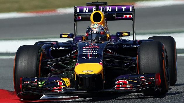 Sebastian Vettel ze stáje Red Bull během Velké ceny Španělska. Sebastian Vettel ze stáje Red Bull během Velké ceny Španělska.