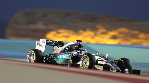 Lewis Hamilton v Bahrajnu. Lewis Hamilton v Bahrajnu.