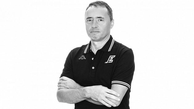 Miroslav Švec na snímku z letošního klubového focení. Miroslav Švec na snímku z letošního klubového focení.