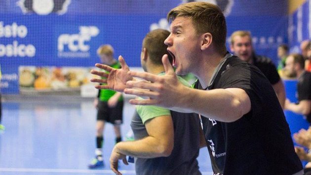 Tým přebírá z trenérského postu dosavadní asistent Jan Landa (archivní foto) Tým přebírá z trenérského postu dosavadní asistent Jan Landa (archivní foto)