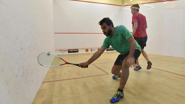Egypťan Shehab Essam ovládl squashový turnaj Prague Open. Je velkým fanouškem FC Liverpool. Egypťan Shehab Essam ovládl squashový turnaj Prague Open. Je velkým fanouškem FC Liverpool.