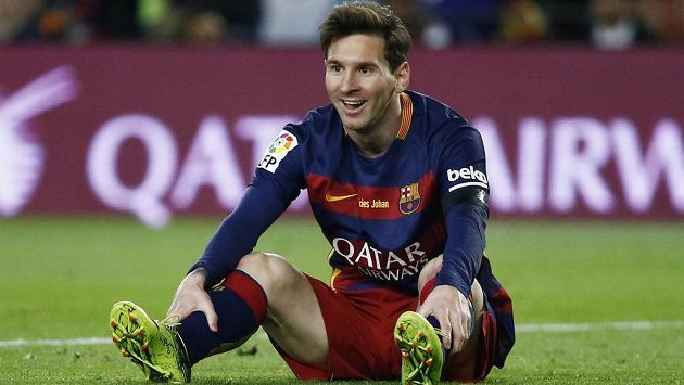 Barcelonský Lionel Messi při utkání s Realem Madrid. Barcelonský Lionel Messi při utkání s Realem Madrid.