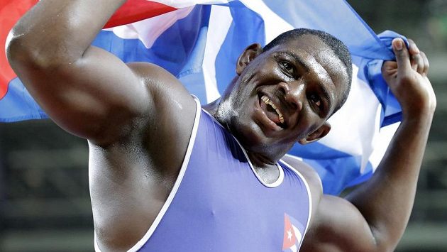 Kubánec Mijaín López se stal potřetí za sebou olympijským vítězem v řecko-římském zápase Kubánec Mijaín López se stal potřetí za sebou olympijským vítězem v řecko-římském zápase
