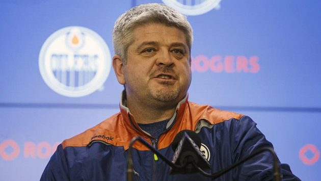Hlavní kouč Todd McLellan u hokejistů Edmontonu skončil. Hlavní kouč Todd McLellan u hokejistů Edmontonu skončil.