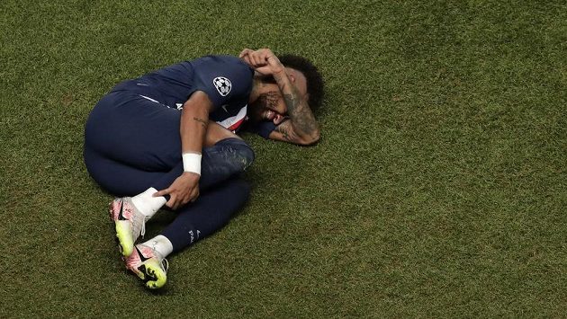 Neymar měl být pozitivně testován na koronavirus Neymar měl být pozitivně testován na koronavirus