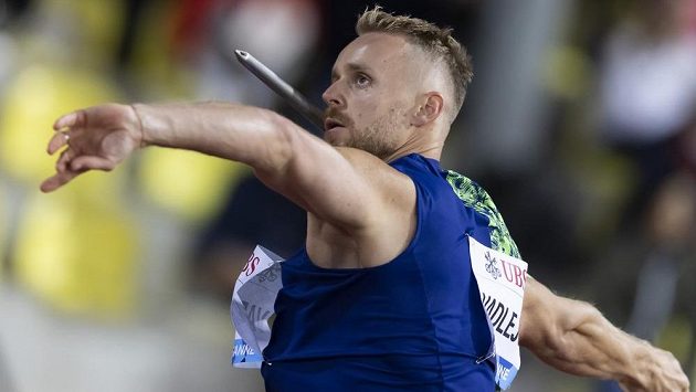 Český oštěpař Jakub Vadlejch na mítinku Diamantové ligy v Lausanne. Český oštěpař Jakub Vadlejch na mítinku Diamantové ligy v Lausanne.