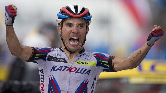 Velezkušený Joaquim Rodríguez se raduje z vítězství ve 12. etapě Tour de France. Velezkušený Joaquim Rodríguez se raduje z vítězství ve 12. etapě Tour de France.