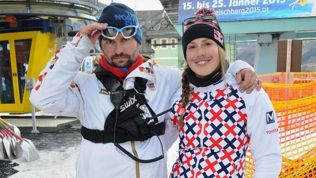 Eva Samková se svým koučem Markem Jelínkem. Eva Samková se svým koučem Markem Jelínkem.