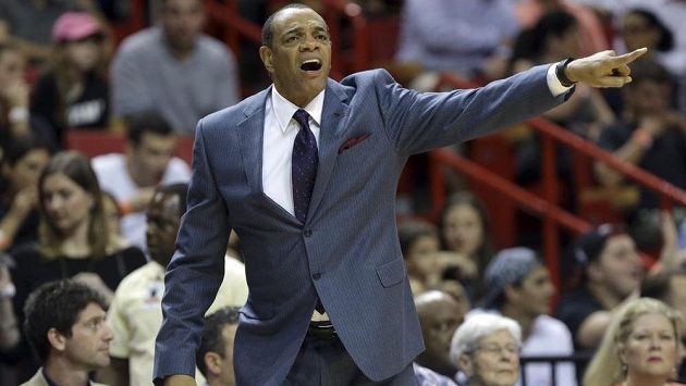 Trenér Lionel Hollins (na snímku) v Brooklynu skončil. Trenér Lionel Hollins (na snímku) v Brooklynu skončil.