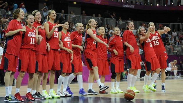 Radost českých basketbalistek po výhře nad Chorvatkami Radost českých basketbalistek po výhře nad Chorvatkami