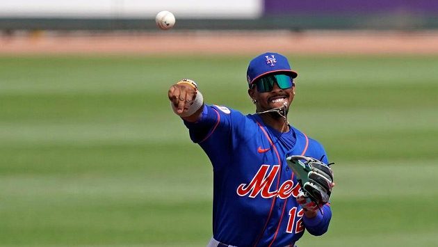 Francisco Lindor (12) z New York Mets. Francisco Lindor (12) z New York Mets.