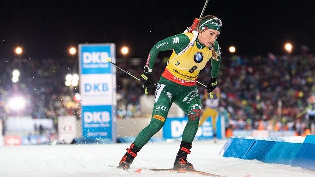Dorothea Wiererová během stíhacího závodu v rámci Světového poháru v biatlonu v Novém Městě na Moravě. Dorothea Wiererová během stíhacího závodu v rámci Světového poháru v biatlonu v Novém Městě na Moravě.