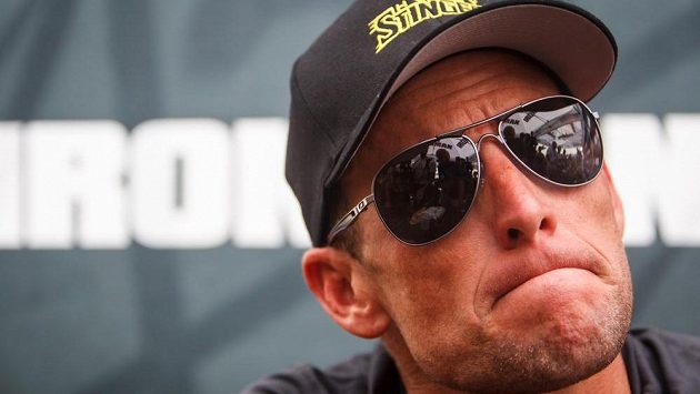Bývalý slavný cyklista a dopingový hříšník Lance Armstrong. Bývalý slavný cyklista a dopingový hříšník Lance Armstrong.