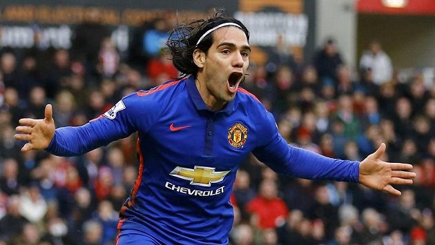 Útočník Radamel Falcao, loňská akvizice Manchesteru United, se raduje z gólu Útočník Radamel Falcao, loňská akvizice Manchesteru United, se raduje z gólu