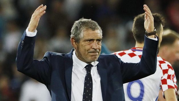 Trenér fotbalistů Portugalska Fernando Santos. Trenér fotbalistů Portugalska Fernando Santos.