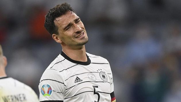 Stoper německé fotbalové reprezentace Mats Hummels. Stoper německé fotbalové reprezentace Mats Hummels.