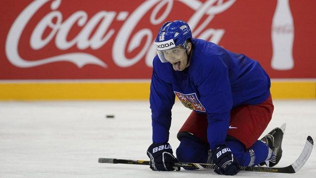 Obránce Lukáš Kovář na tréninku hokejové reprezentace v dějišti MS v Minsku. Obránce Lukáš Kovář na tréninku hokejové reprezentace v dějišti MS v Minsku.