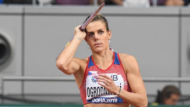 Oštěpařka Nikola Ogrodníková při atletickém MS v Dauhá. Oštěpařka Nikola Ogrodníková při atletickém MS v Dauhá.
