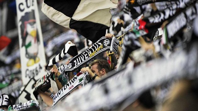 Fanoušci Juventusu Turín. Fanoušci Juventusu Turín.