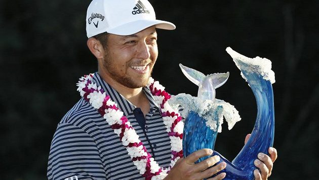 Golfista Xander Schauffele si skvělým finálovým kolem zajistil triumf na Turnaji šampionů na Havaji. Golfista Xander Schauffele si skvělým finálovým kolem zajistil triumf na Turnaji šampionů na Havaji.