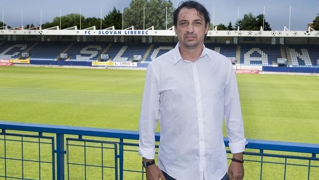 Trenér fotbalistů Liberce - Zsolt Hornyák. Trenér fotbalistů Liberce - Zsolt Hornyák.