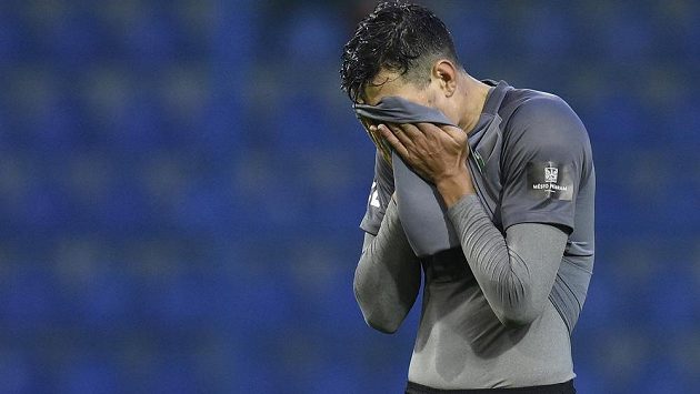 Autor vlastního gólu na 3:1 pro Liberec Marek Kodr z Příbrami. Autor vlastního gólu na 3:1 pro Liberec Marek Kodr z Příbrami.