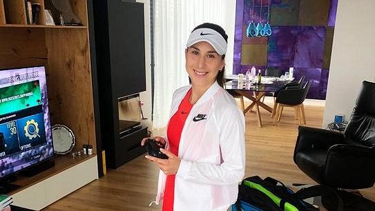 Belinda Bencicová si zahrála alespoň virtuální turnaj. Belinda Bencicová si zahrála alespoň virtuální turnaj.