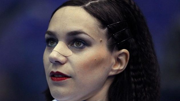 Krasobruslařka Nathalie Pechalatová před tréninkem na MS v Nice Krasobruslařka Nathalie Pechalatová před tréninkem na MS v Nice