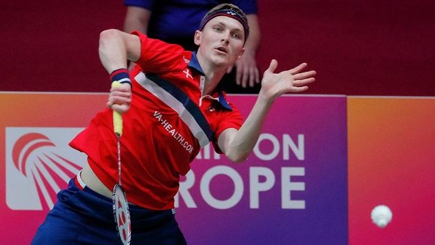Dánský finalista singlu Viktor Axelsen měl pozitivní test na Covid-19 Dánský finalista singlu Viktor Axelsen měl pozitivní test na Covid-19