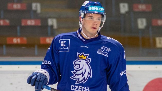 Obránce Dominik Mašín na tréninku české hokejové reprezentace. Obránce Dominik Mašín na tréninku české hokejové reprezentace.