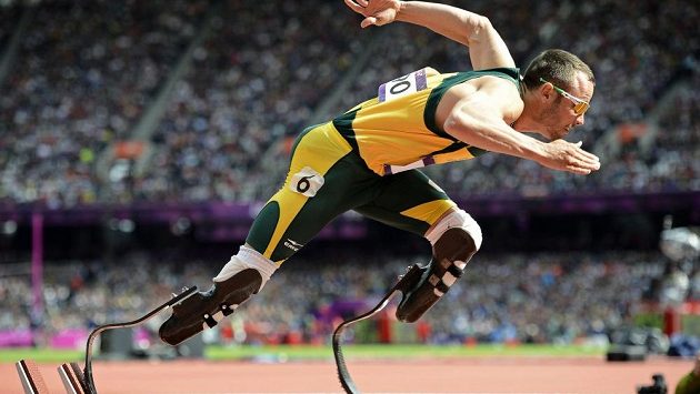 Jihoafrický handicapovaný atlet Oscar Pistorius, který je kvůli podezření z vraždy přítelkyně ve vazbě, zrušil všechny plánované starty v sezóně. Jihoafrický handicapovaný atlet Oscar Pistorius, který je kvůli podezření z vraždy přítelkyně ve vazbě, zrušil všechny plánované starty v sezóně.