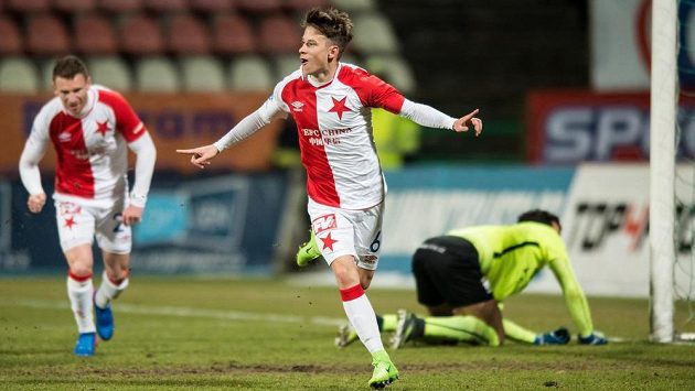 Jan Sýkora ze Slavie Praha oslavuje gól na 2:0 proti Příbrami. Jan Sýkora ze Slavie Praha oslavuje gól na 2:0 proti Příbrami.