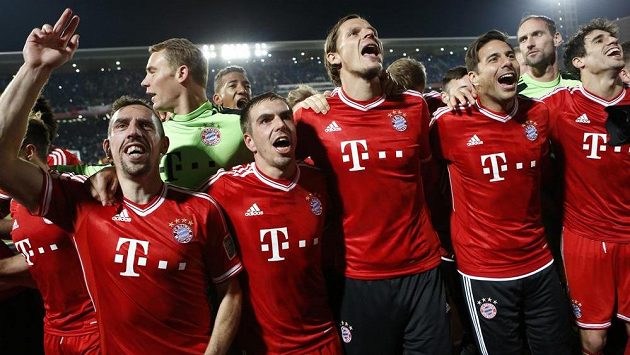 Fotbalisté Bayernu Mnichov slaví triumf na mistrovství světa klubů. Fotbalisté Bayernu Mnichov slaví triumf na mistrovství světa klubů.